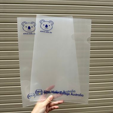 BÌA LÁ KHỔ F TRONG SUỐT IN LOGO - CHẤT LIỆU NHỰA PP CAO CẤP