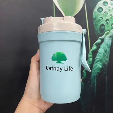 BÌNH NƯỚC LÚA MẠCH IN LOGO CATHAY LIFE – QUÀ TẶNG DOANH NGHIỆP XU HƯỚNG XANH