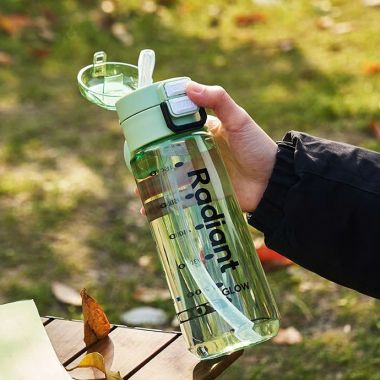 BÌNH NƯỚC NHỰA KÈM ỐNG HÚT - PHONG CÁCH HIỆN ĐẠI, TIỆN LỢI MỖI NGÀY