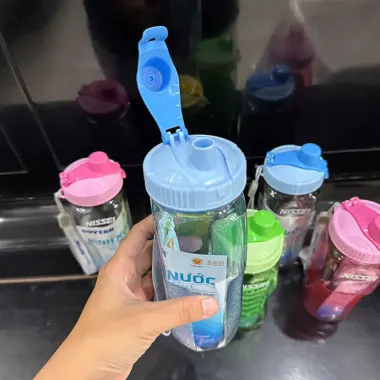 BÌNH NƯỚC NHỰA DUY TÂN 500ML IN LOGO THEO YÊU CẦU - GIẢI PHÁP QUÀ TẶNG DOANH NGHIỆP THIẾT THỰC