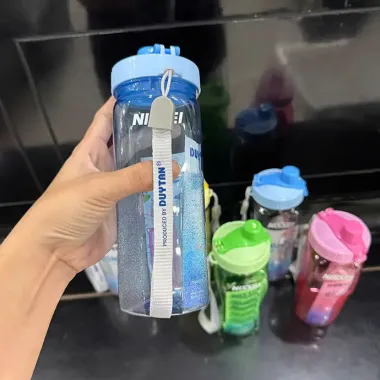 BÌNH NƯỚC NHỰA DUY TÂN 500ML IN LOGO THEO YÊU CẦU - GIẢI PHÁP QUÀ TẶNG DOANH NGHIỆP THIẾT THỰC