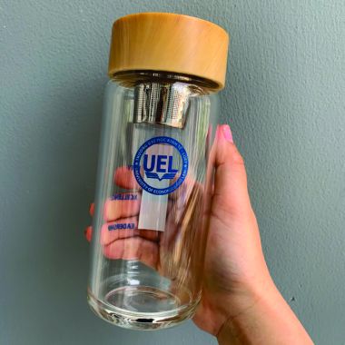 BÌNH NƯỚC THỦY TINH NẮP GỖ TRE IN LOGO - BÌNH NƯỚC TIỆN LỢI, GIÁ RẺ