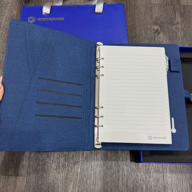 BỘ QUÀ TẶNG DOANH NGHIỆP CAO CẤP - SỔ SẠC ĐA NĂNG IN LOGO THEO YÊU CẦU