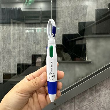 BÚT BI NHỰA NHIỀU MÀU CÓ MÓC TREO IN LOGO