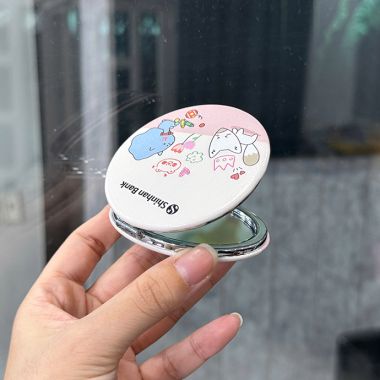 GƯƠNG MINI DỄ THƯƠNG IN LOGO - PHỤ KIỆN TRANG ĐIỂM