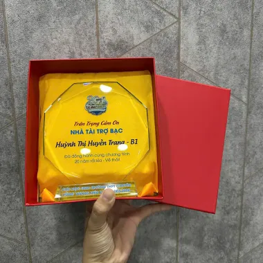 KỈ NIỆM CHƯƠNG PHA LÊ CAO CẤP - BIỂU TƯỢNG VINH DANH SANG TRỌNG, IN LOGO THEO YÊU CẦU