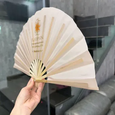 QUẠT NAN BẰNG VẢI IN LOGO - QUÀ TẶNG DOANH NGHIỆP IN LOGO THEO YÊU