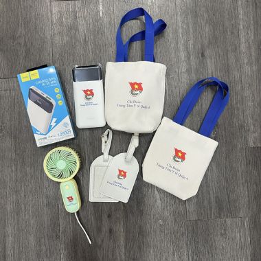 PIN DỰ PHÒNG HOCO IN LOGO - QUÀ TẶNG ĐẲNG CẤP CHO SỰ KIỆN