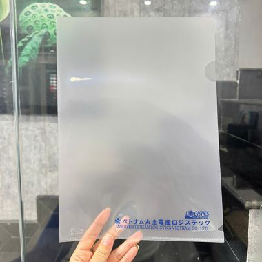 BÌA LÁ NHỰA A4 IN LOGO DOANH NGHIỆP- 1 VỊ TRÍ IN