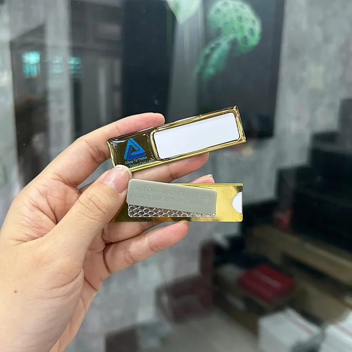 BẢNG TÊN THAY TÊN INOX - BỀN ĐẸP, DỄ SỬ DỤNG