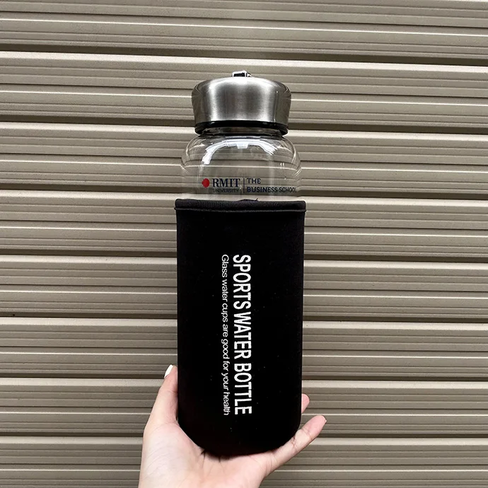 BÌNH THUỶ TINH NẮP ĐẬY BẰNG INOX IN LOGO RMIT - BÌNH THUỶ TINH CÓ BỌC CÁCH NHIỆT