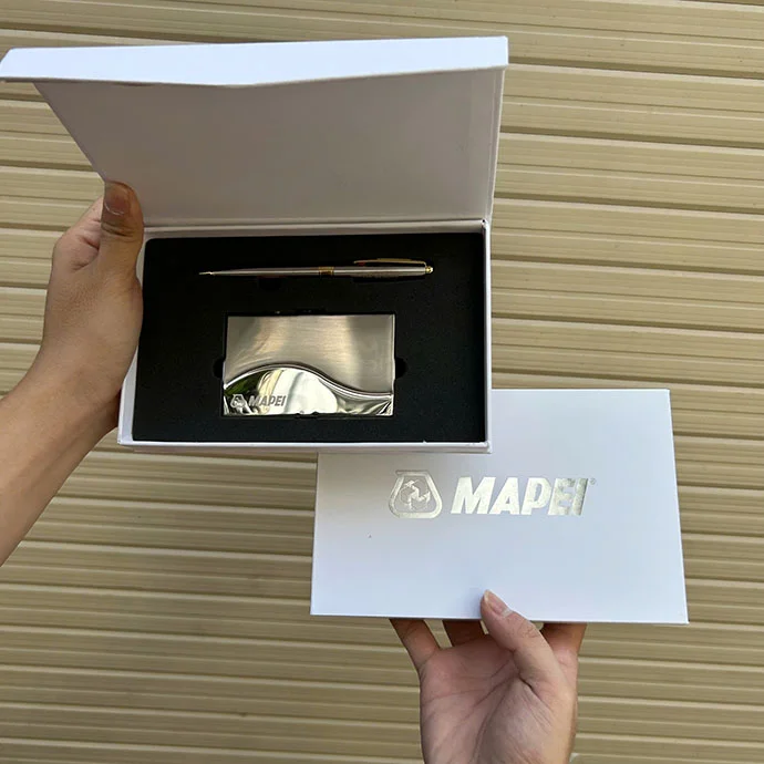 BỘ QUÀ TẶNG DOANH NGHIỆP CAO CẤP – BÚT KÝ & HỘP NAMECARD SANG TRỌNG