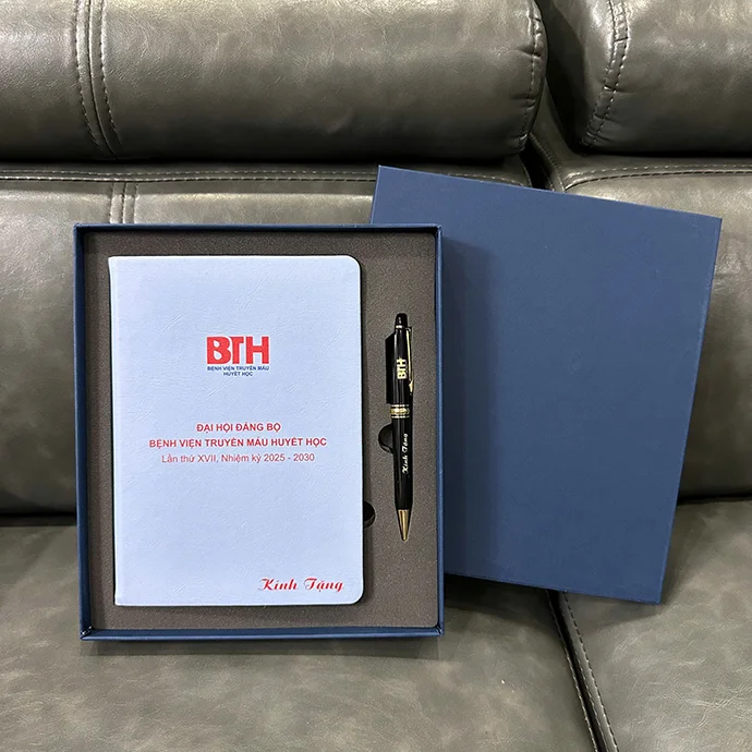 BỘ QUÀ TẶNG SỔ TAY VÀ BÚT KIM LOẠI IN LOGO