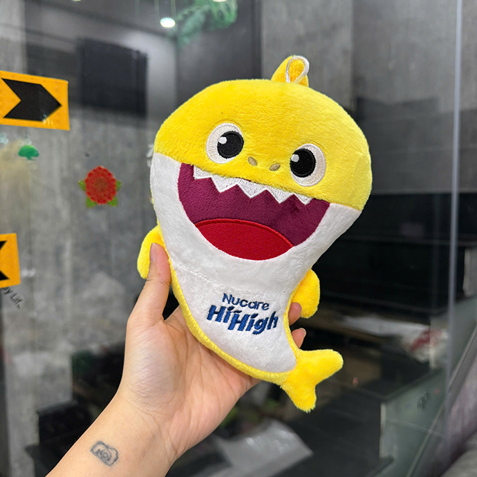 GẤU BÔNG MINI THÊU LOGO - MÓC KHÓA GẤU BÔNG GIÁ RẺ