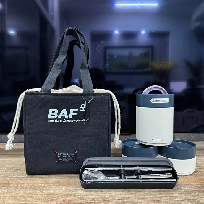 BỘ QUÀ TẶNG HỘP CƠM VÀ TÚI ĐỰNG IN LOGO DOANH NGHIỆP