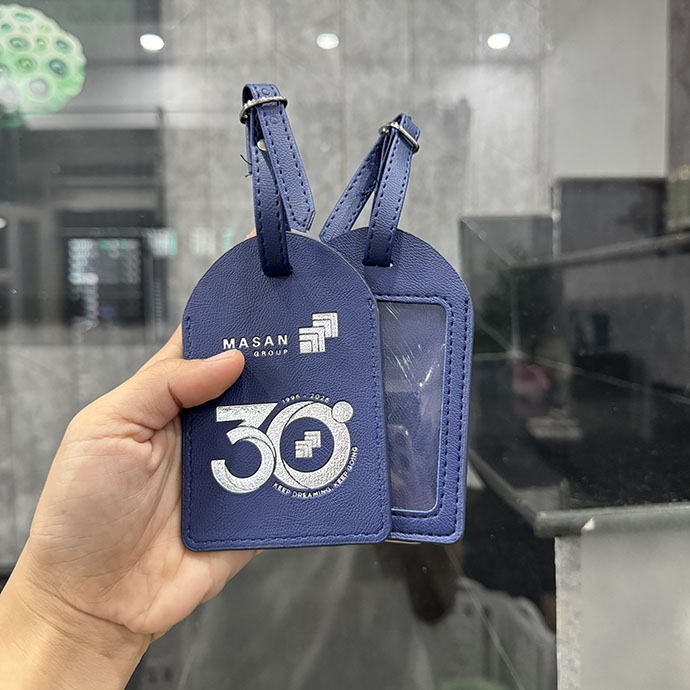 THẺ HÀNH LÝ DA IN LOGO - PHỤ KIỆN DU LỊCH GIÁ RẺ