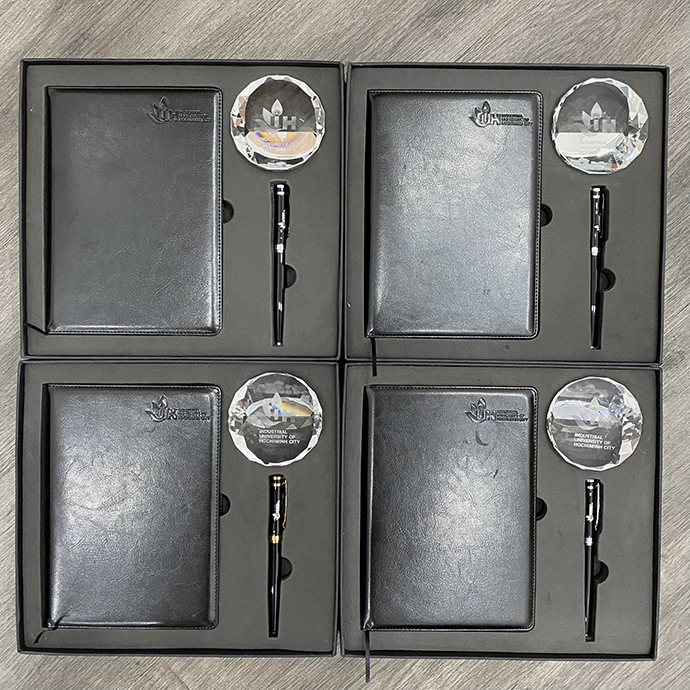 GIẢI QUYẾT CÁC VẤN ĐỀ QUÀ TẶNG CHO DOANH NGHIỆP