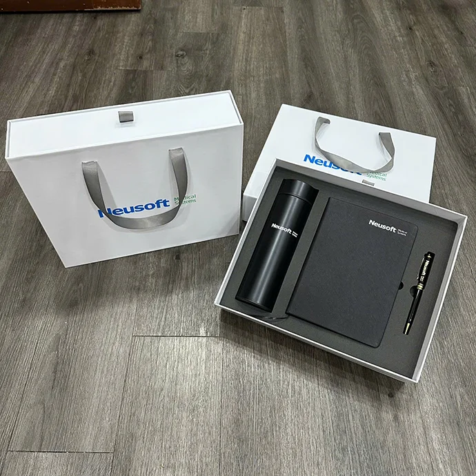 BỘ QUÀ TẶNG BA MÓN IN LOGO THEO YÊU CẦU – QUÀ TẶNG DOANH NGHIỆP