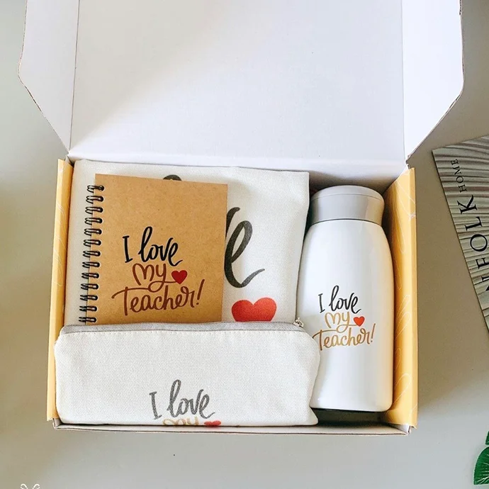 BỘ QUÀ TẶNG NGÀY NHÀ GIÁO VIỆT NAM - SẢN XUẤT THEO YÊU CẦU