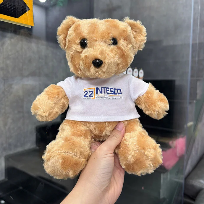 GỐI BÔNG TEDDY MẶC ÁO LÔNG XOẮN IN LOGO