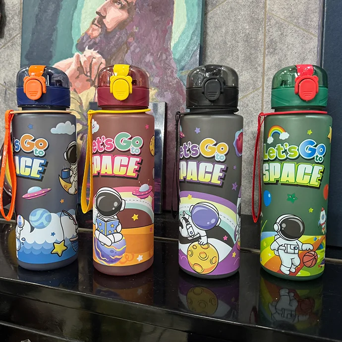 BÌNH NƯỚC NHỰA IN LOGO STEMHOUSE - SẢN XUẤT THEO YÊU CẦU